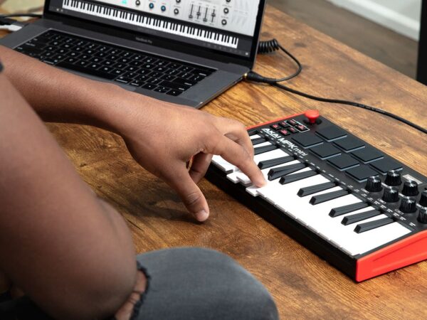 logiciel gratuit Akai MPK Mini